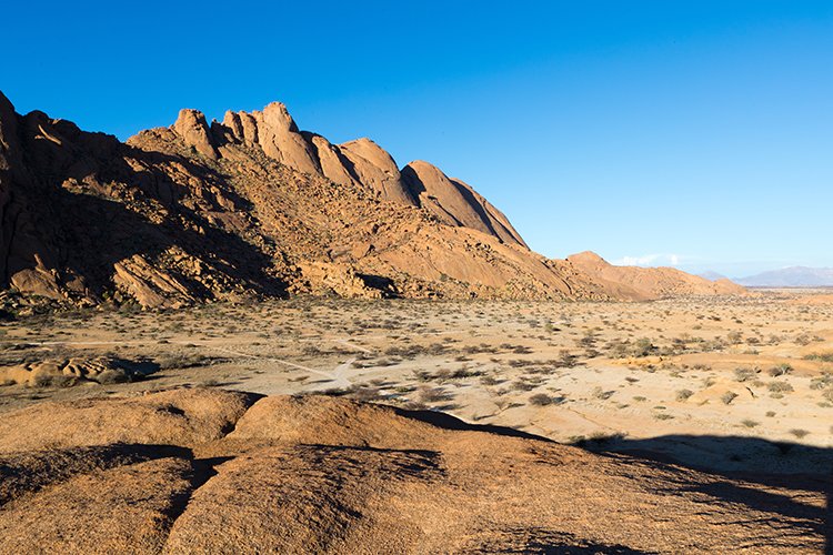 NAM ERO Spitzkoppe 2016NOV24 CampHill 027