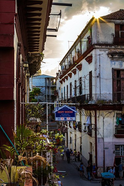 CUB LAHA Havana 2019APR12 012