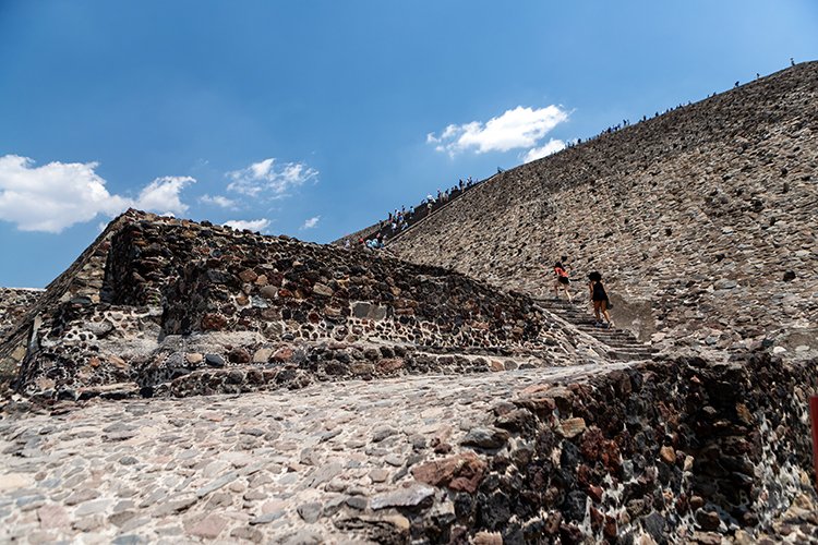 MEX MEX Teotihuacan 2019APR01 Piramides 056