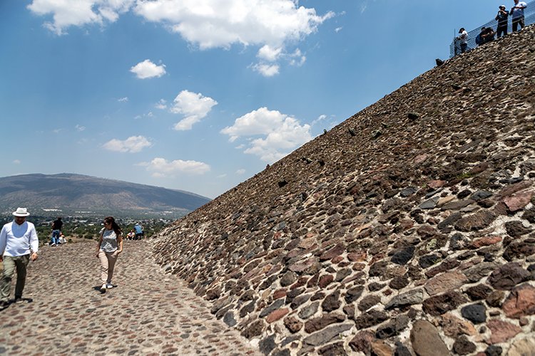 MEX MEX Teotihuacan 2019APR01 Piramides 071