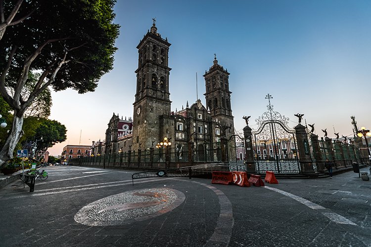MEX PUE PueblaDeZaragoza 2019APR02 CatedralDePuebla 011
