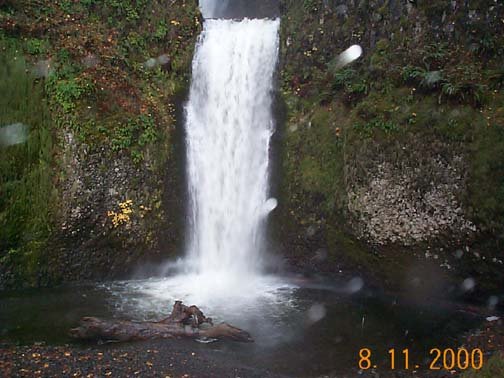 USA OR MultnomahFalls 2000NOV08 011