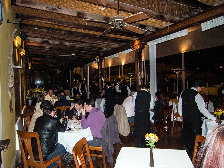 PER LIM Miraflores 2014SEPT11 RestauranteHuacaPucllana 004