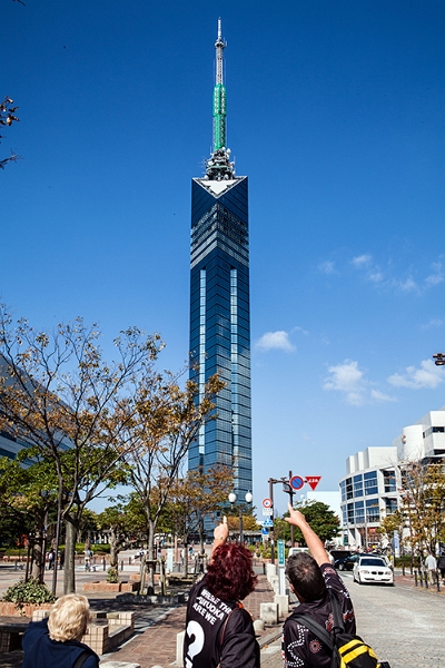 JPN KYU Fukuoka 2012NOV03 Tower 001