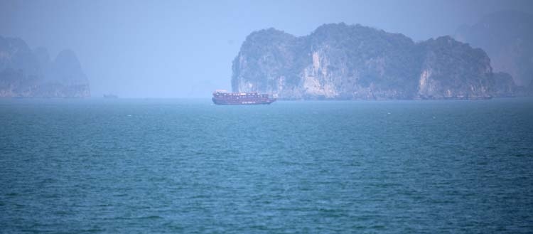 VNM HaLongBay 2011APR11 012