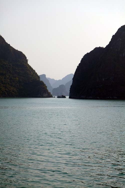 VNM HaLongBay 2011APR11 024