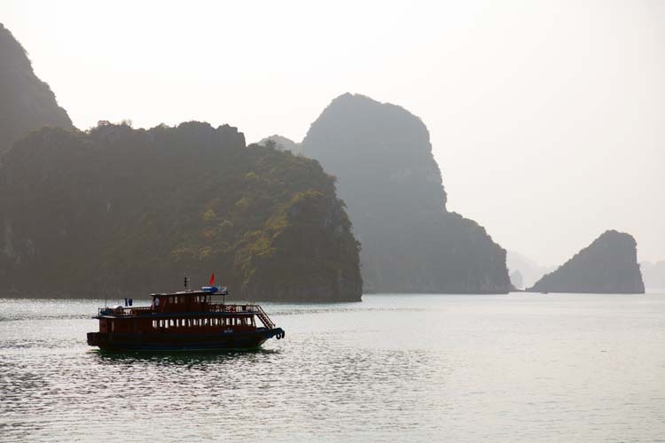 VNM HaLongBay 2011APR11 029