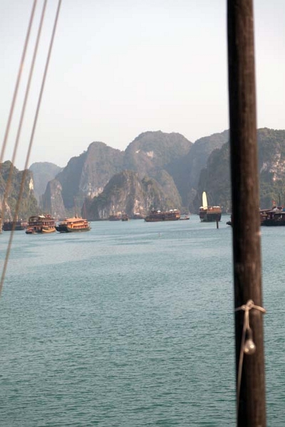 VNM HaLongBay 2011APR11 041