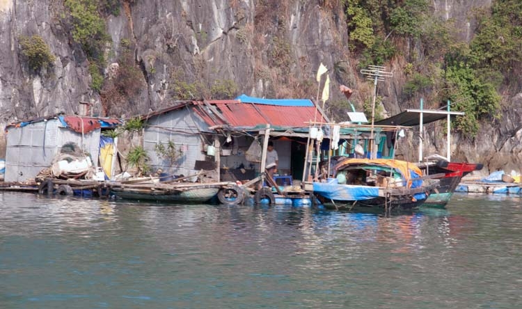 VNM HaLongBay 2011APR11 068