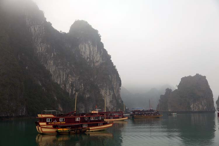 VNM HaLongBay 2011APR12 008