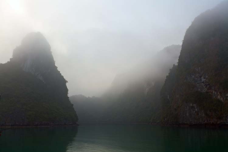 VNM HaLongBay 2011APR12 009