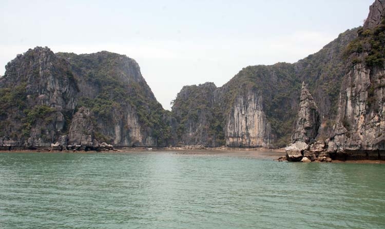 VNM HaLongBay 2011APR12 050