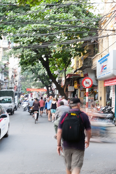 VNM Hanoi 2012OCT20 StreetFoodTour 001