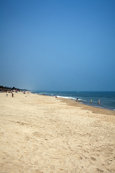 VNM HoiAn 2011APR15 Beach 003