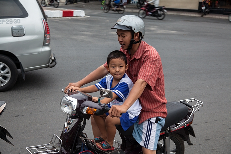 VNM HCMC 2011APR20 009