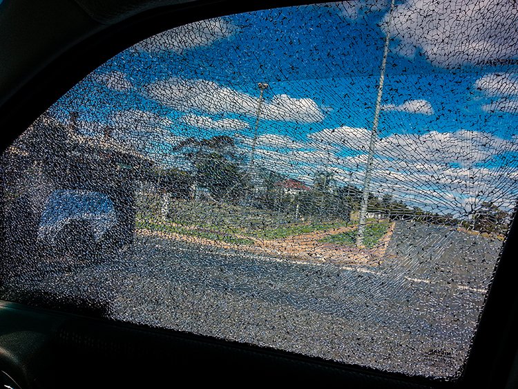 AUS NSW Jerilderie 2013APR01 SmashedWindow 001