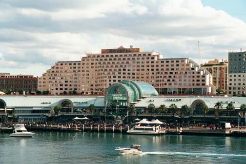 AUS NSW Sydney 2001JUL08 DarlingHarbour Novotel 001