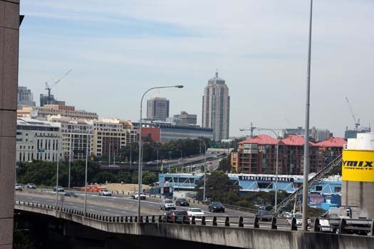 AUS NSW Sydney 2010SEPT25 ANZACBridge 003