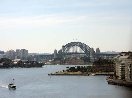 AUS NSW Sydney 2010SEPT25 ANZACBridge 006