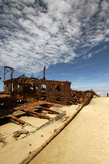 AUS QLD FraserIsland 2010SEPT17 MahenoWreck 015