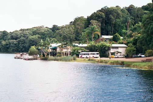 AUS QLD LakeBarrine 2001JUL17 001