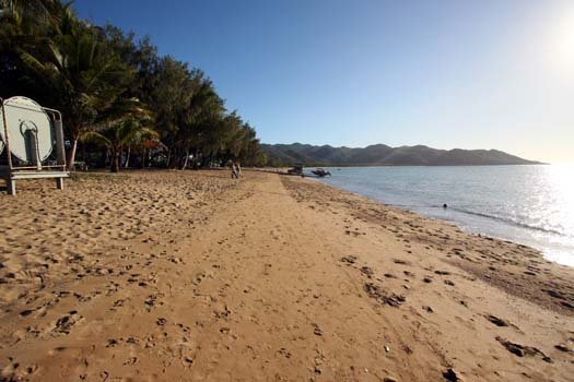 AUS QLD MagneticIsland 2008JUL19 HorseshoeBay 017