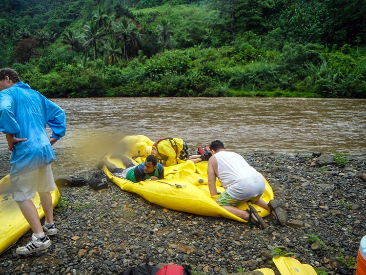 FIJ UpperNavua 2011OCT10 RiversFiji 045