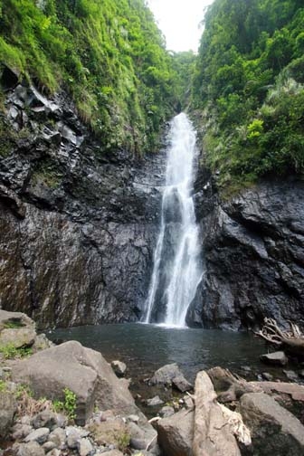 PYF Tahiti FaarumaiWaterfalls 2007FEB13 HaamaremareRahi 001