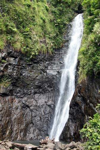 PYF Tahiti FaarumaiWaterfalls 2007FEB13 Vaimahuta 006