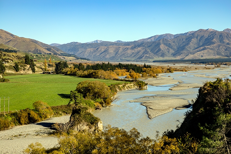 NZL CAN HanmerSprings 2018APR22 FerryBridge 004